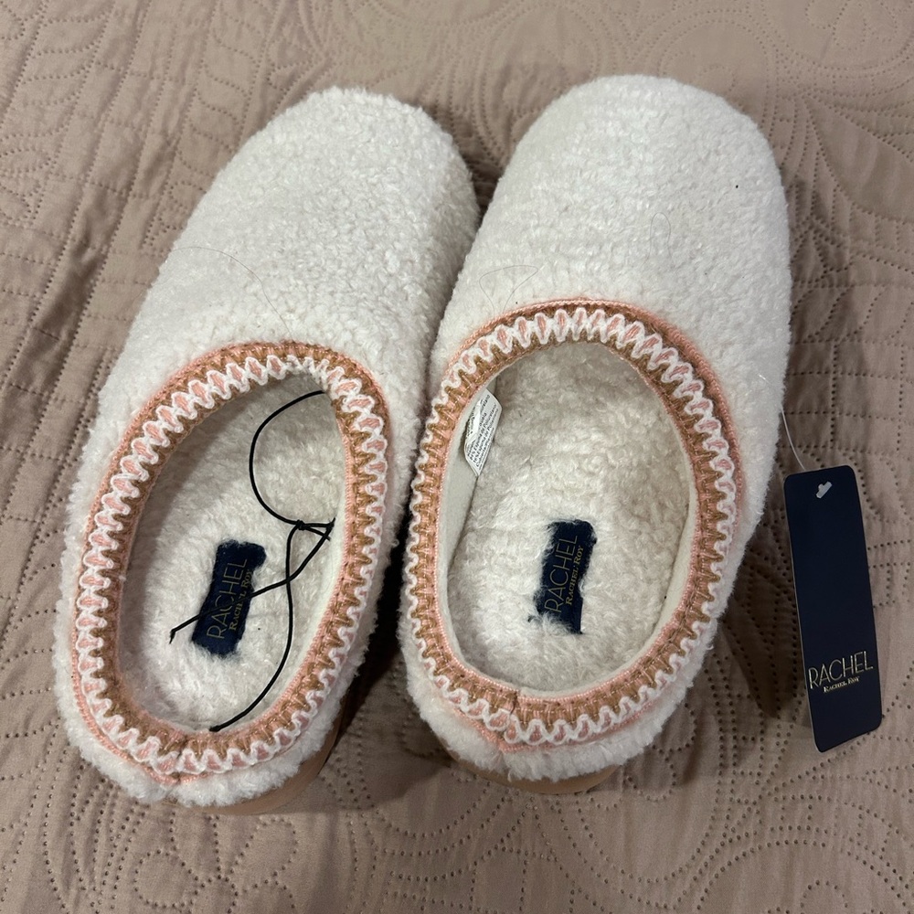 Rachel Roy Slippers in Cream with Pink/tan Trim